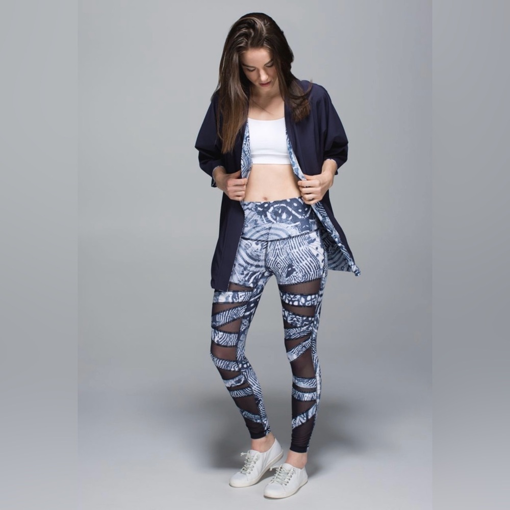 Lululemon Highest Times Pants full-on luxtreme winged mosaic white naval blue
